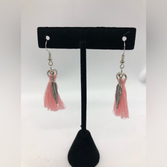 String/Feather Earrings - Picture 1 of 1
